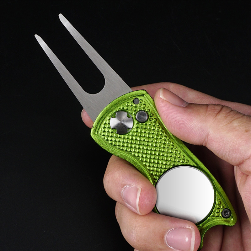 Foldable Golf Divot Repair Too - Divot Repair Tool review and price